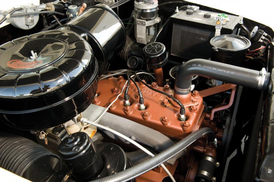  Packard Caribbean Convertible 1954 года  (фото 34 из 36)